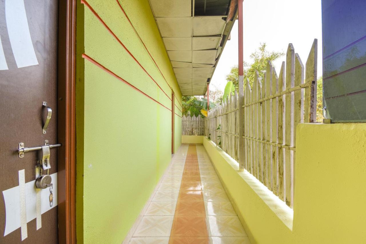 Spot On 65135 Hotel Suvarna Samrat Lodge Khamshet Exterior foto